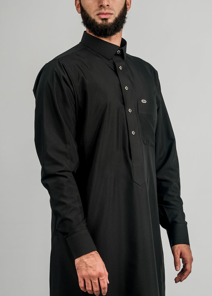 Falcon Thobe - Black With Silver Button